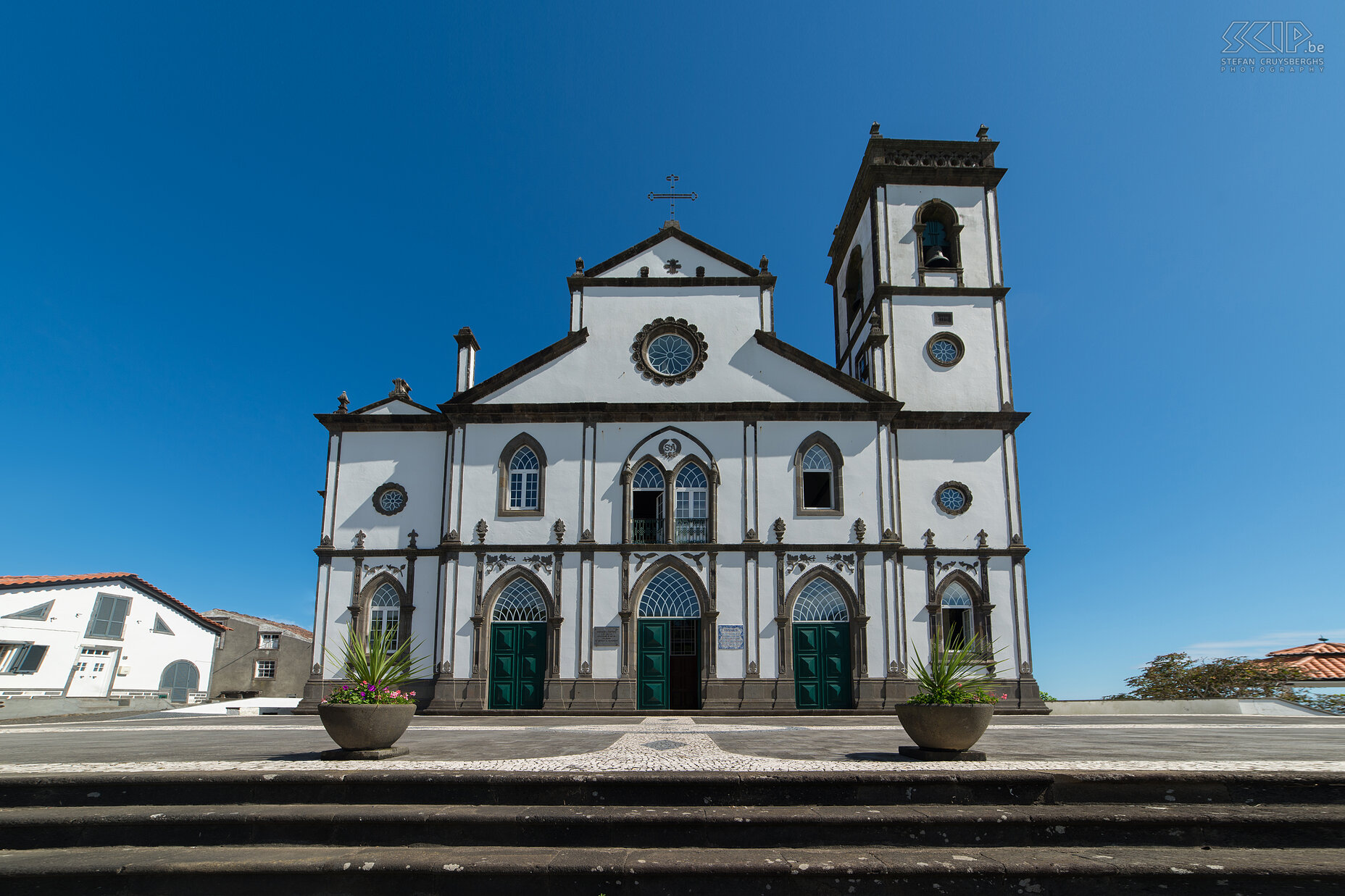 Sao Pedro Nordestinho De kerk van Sao Pedro Nordestinho aan de noordelijke oostkust van São Miguel. Stefan Cruysberghs